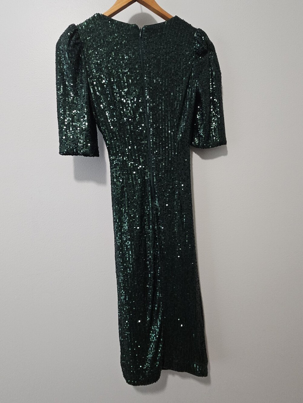 Dress - Picture 6 of 8